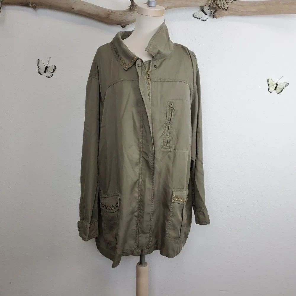 Catherine's studded olive army green utility anorak style jacket soft chambray